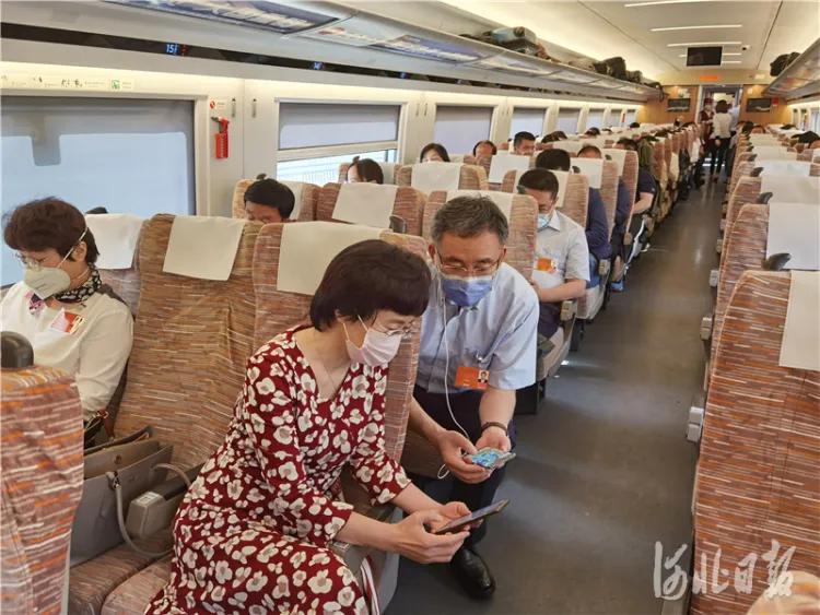 多国领导人高铁抵京多国领导人高铁抵京，时代变迁下的国际交往新篇章